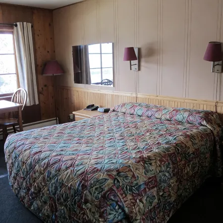 Lakeside Motel