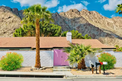 Desert Paradise with pool, mountain views and close to festivals, LIC#230224 - Gym