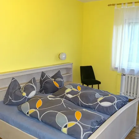 Ferienhaus Oma Inge Zwischen Goitzsche und Muldestausee Haustierfreundlich ! Отели в г. Поух