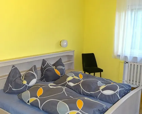 Ferienhaus Oma Inge Zwischen Goitzsche und Muldestausee Haustierfreundlich ! Hotels in Pouch