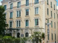 Hôtel Bristol Pau فنادق في باو