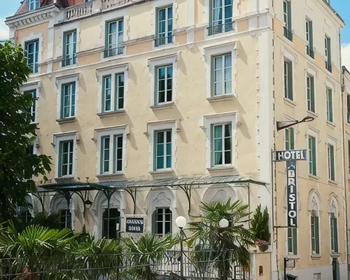 Hôtel Bristol Pau Hotels in Pau