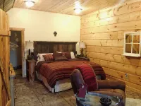 Luxury Lake Chalet Hot Tub Private Boat Slip  Amazing Mountain View’s Sleeps 10 - Alppimaja