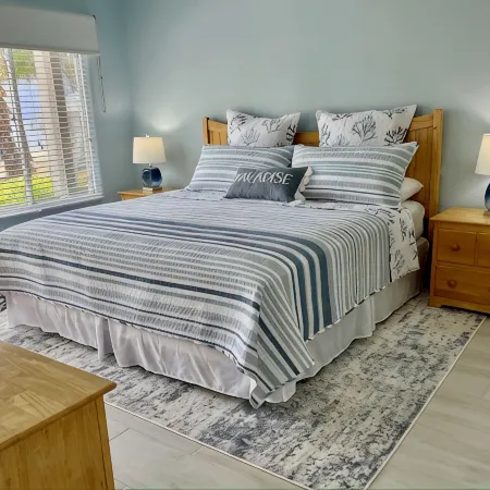 "Mai Kai" Recently renovated Oceanfront Ground Floor Condo - Kaibo Yacht Club II