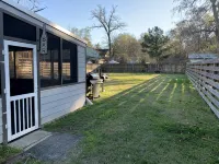 Cozy Barn w/ Pool Access and Near Lake Conroe