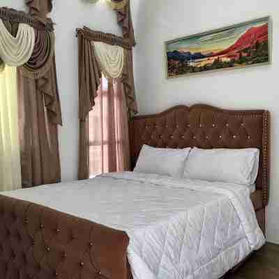 BRAND NEW HOME- 2 Minutes from Davao Int'l Airport  W/ SWIMMING POOL & BALCONY Rooms