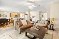 Welcome to Our Home - Pace/Pensacola - Pet friendly - Close to beaches! - Homestays