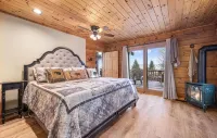 Tower Hill Lodge- Mtn View w/ Hot Tub