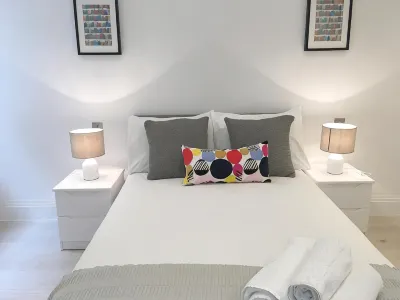 Oxford Circus Apartments by Calton Living Hotels in London