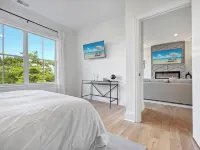 Luxury 2Bed w/ Amazing Views Hotels in Cornelius