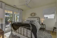 Charming downtown bungalow on Park Avenue - 4-Star