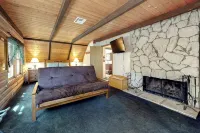 Between the Pines Log Cabin - Hytter