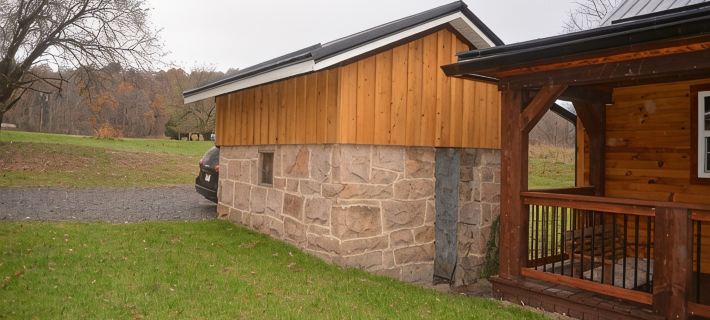 Cottage New River National Park 3 Minutes to the Bridge. Renovated & Hot Tub. Hotels in Fayette County