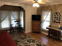 Douglas Ave Flat - Homestays
