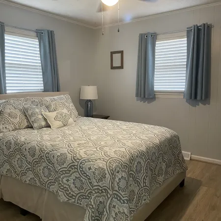 Lakefront Retreat on Lake Tillery