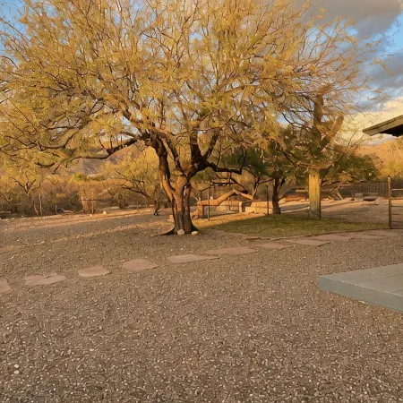 Quiet 3 acre Ranch Home with incredible mountain views!!