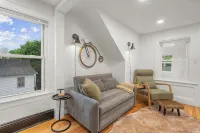 Charming Luxury 1BR Near Downtown. Dog Friendly! -  Apartamentos vacacionales