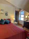 Beautiful 2BR, 2BA Condo in Historic Downtown Home Sleeps 4 - 4つ星
