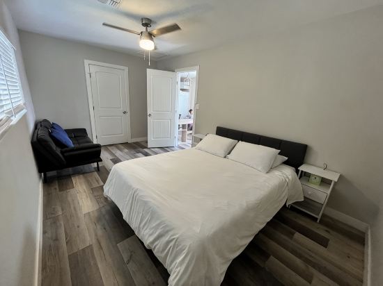 Private Guesthouse near Downtown Phoenix