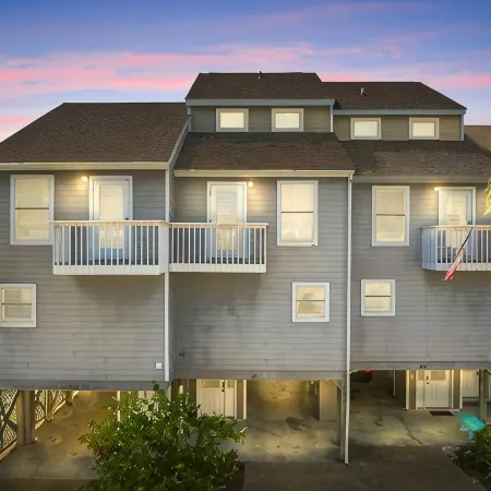 Gulf Views / Free Paddle Board / Pickle Ball / 2 Pools