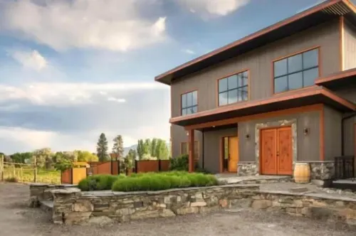 Wesbert Winery & Guest Suites - balcony