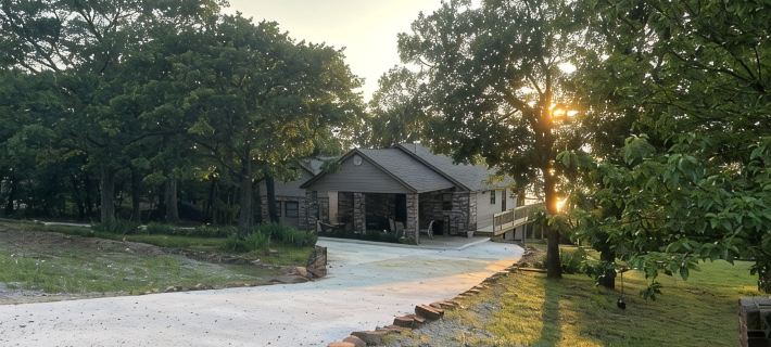 Skiatook Lake House Getaway Hotels in Osage County