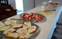Iraklis Hotel - breakfast