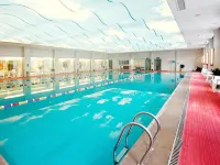 โรงแรมนานาชาติฉินเต้า - ที่มีสระว่ายน้ำ