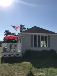 Why rent a Hotel when you can have a whole House!! - 3-Star