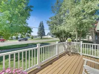 Nautical Themed - Downtown Boyne City Getaway Close to the Lake - 3-Star