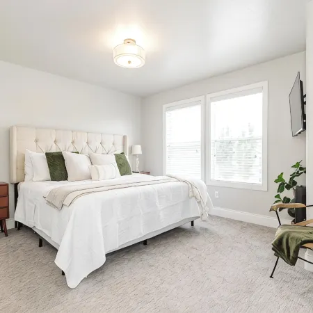Beautiful, Sparkling Clean 3 BR, 2.5 BA Townhome!! Hotels in Cache County