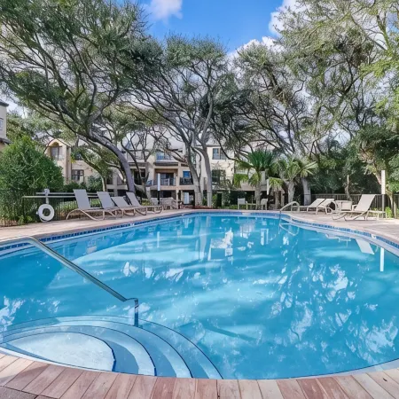 Fall in Fla! Updated Ocnfrt Condo w Country Club Perks!- Ocnfrt Pool & Golf