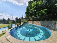 Villa Marcolina 57 Bogor - 70 Minutes from Jakarta - 4-Star