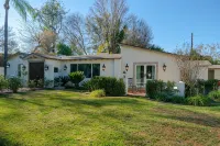 Spanish Villa Heated Pool/Jacuzzi/Pingpong/Mini-golf - 3-Star