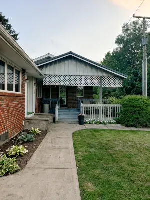 Honey Run King Suite ~Between Millersburg & Berlin - 3-Star