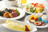 FX HOTEL TAINAN - breakfast
