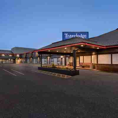 Travelodge by Wyndham Brandon Hotel Exterior