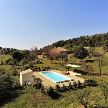 Le Mas du Fort Hotels in Gargas