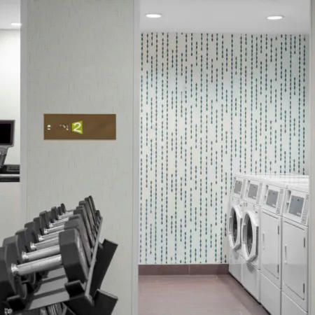 Home2 Suites by Hilton - Milwaukee Airport