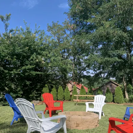Waterview Retreat - In town convenience with beautiful Lake & Mountain Views