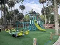 Egret’s Pointe Townhouse Sleeps 9 Amenities & Pools Included. Golf Cart - Gym