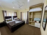 The Khayabaan Luxurious  Home Stay --Home Away from Home. - bar