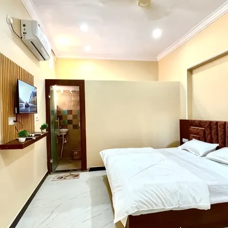 Raghav Ji Home-Stay