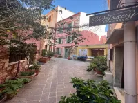 Odyssey House - Villas