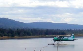 Beluga Lake Lodge