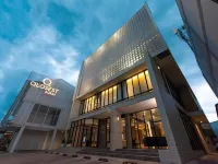 Qlosest酒店 鄰近Wat Sala Loi的酒店