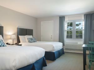 Kittery Inn & Suites