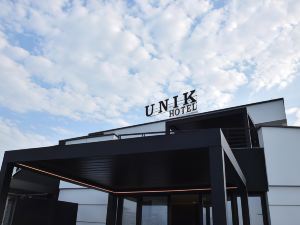 Hotel Unik