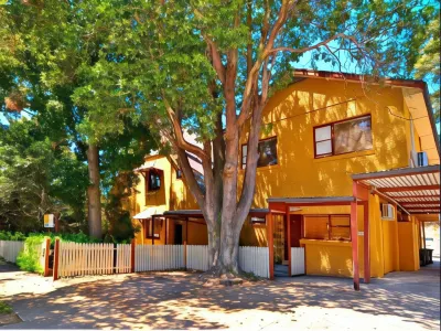 Burwood Bed and Breakfast Hotels in Campsie