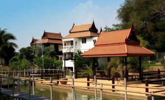 Ayutthaya Garden River Home